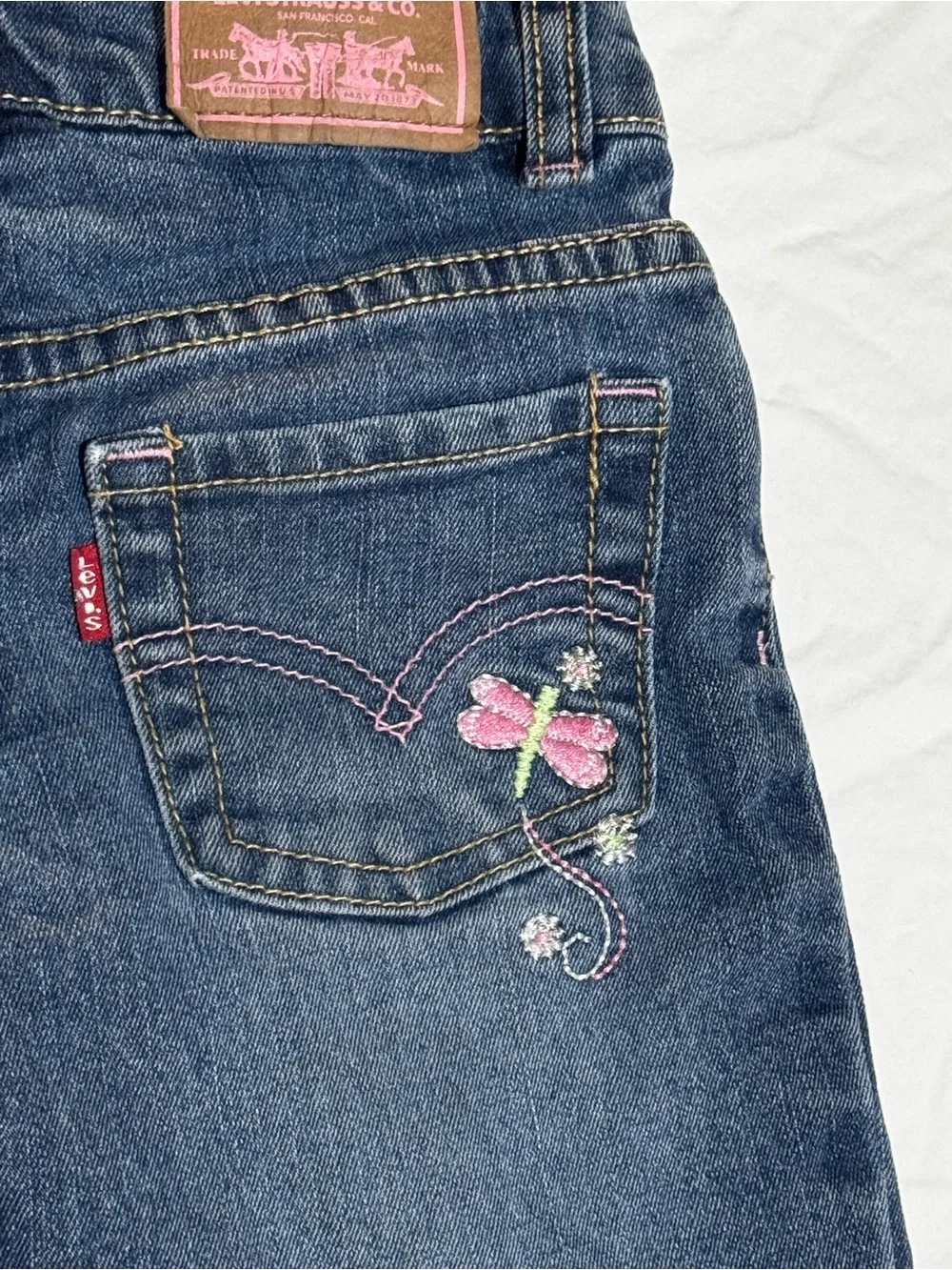 VINTAGE Levi's Girls Denim Knee-Length Shorts Pink Butterfly Embroidered Size 5